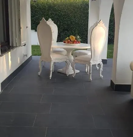 Maison Rizza Vila